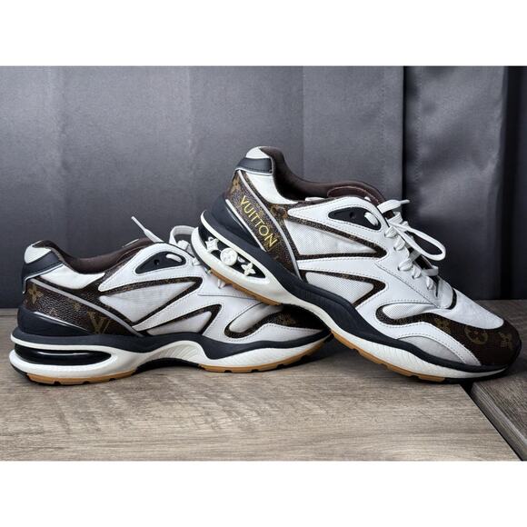Louis Vuitton White and Brown Men's Sneakers - Picture 9 of 16